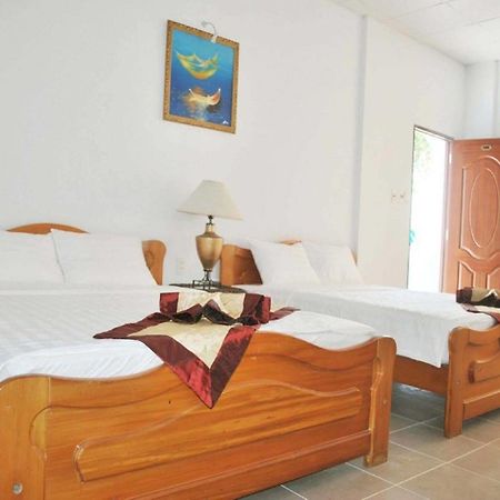 Phi Yen Hotel Chi Khu Co Ong Buitenkant foto