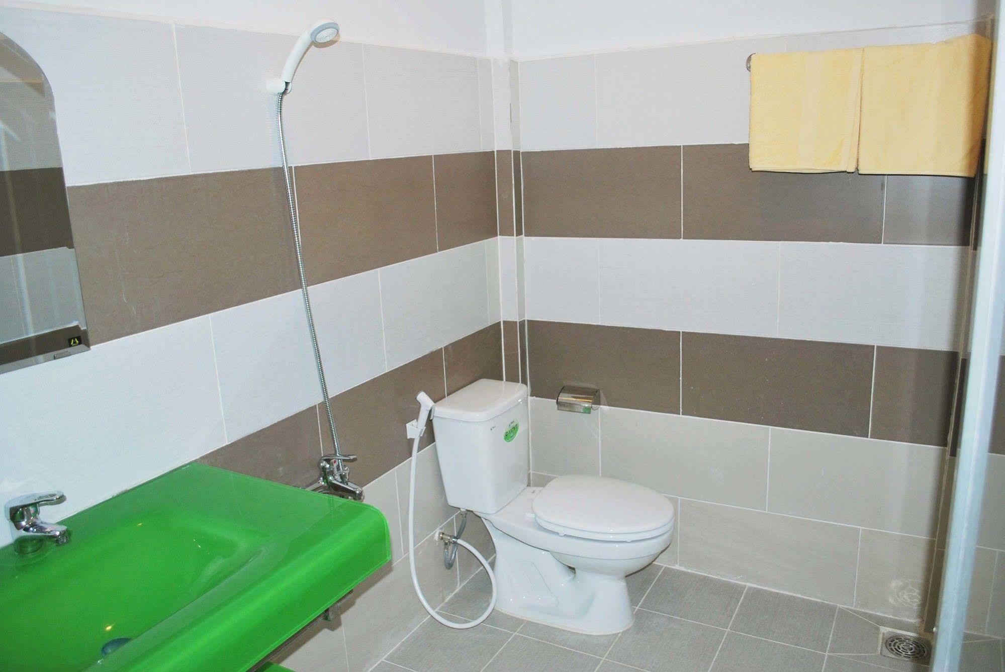 Phi Yen Hotel Chi Khu Co Ong Buitenkant foto