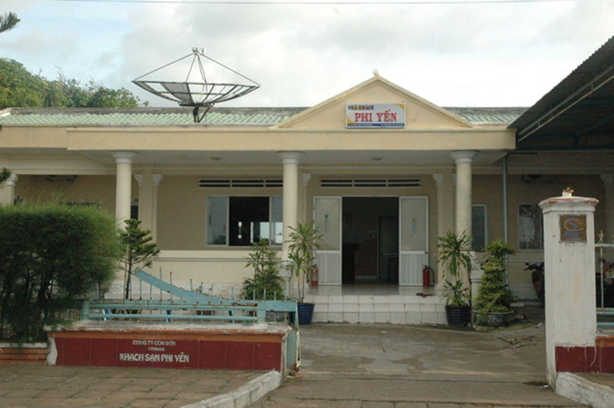 Phi Yen Hotel Chi Khu Co Ong Buitenkant foto